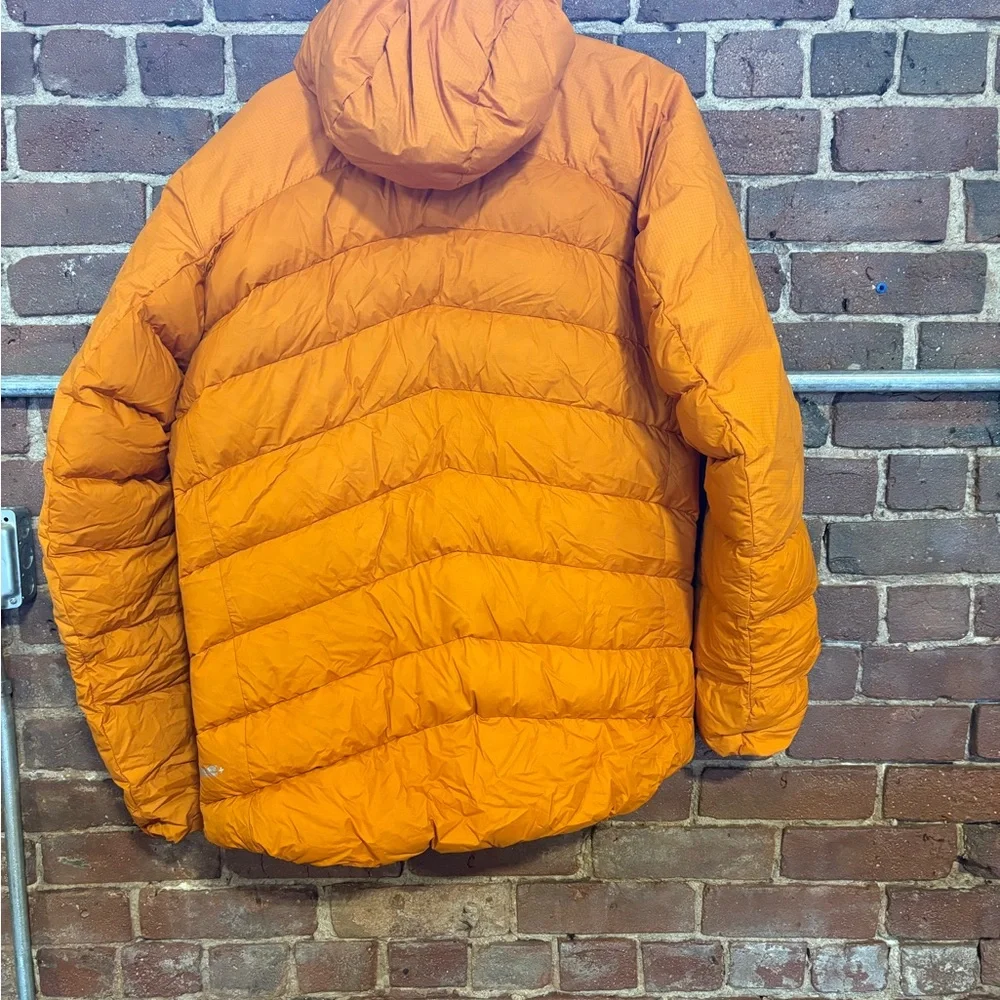 Rab Men's Vibrant Orange Puffer Jacket - Picture 2 of 5